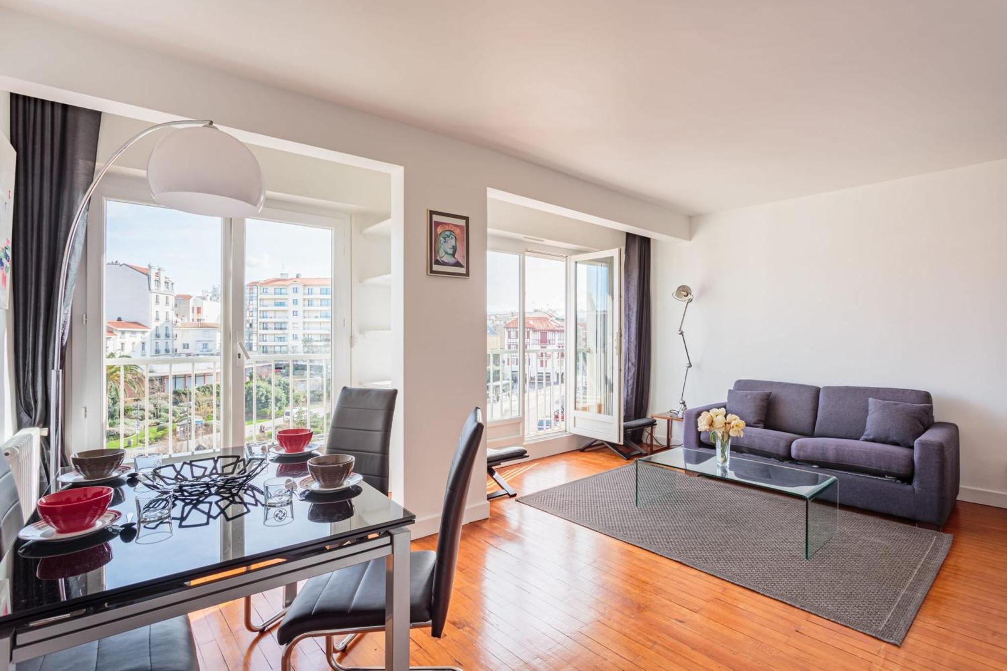 Ixelle - Welkeys Apartamento